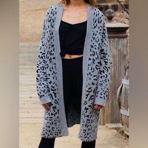 POL Gray and Black Animal Print Long Cardigan